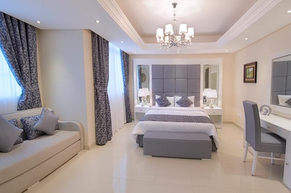 4-bedroom-villa-with-pool-western-riyadh-compound